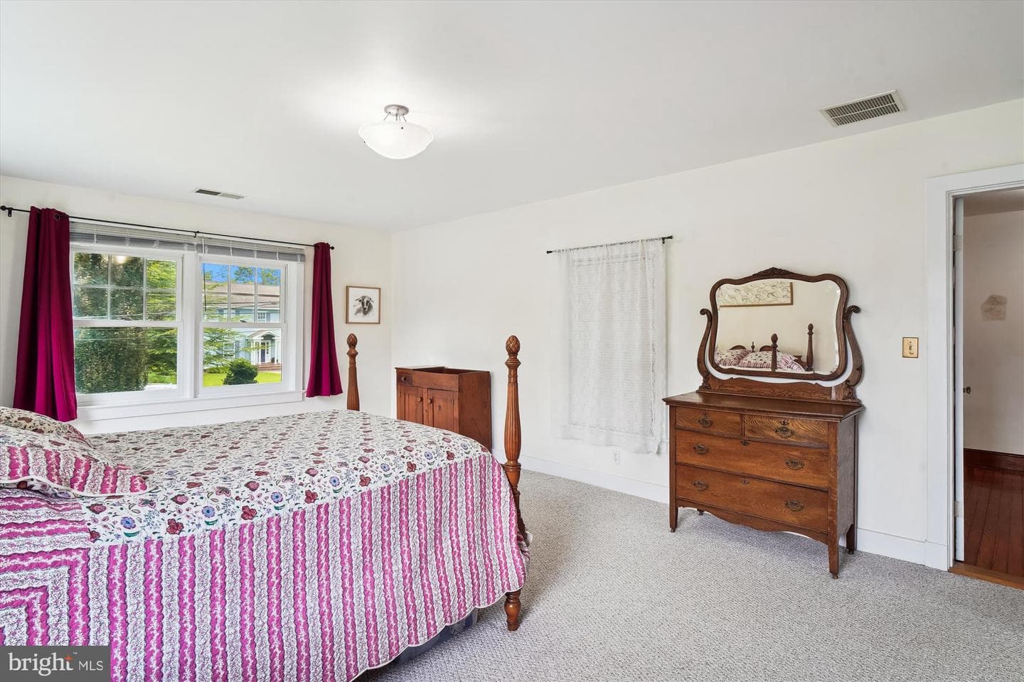 14 Williams Street photo 24