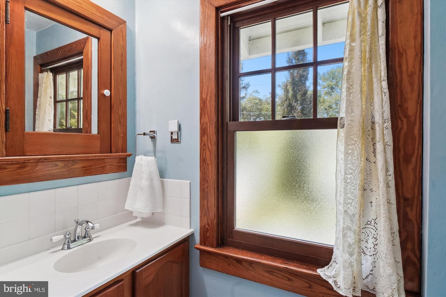 14 Williams Street photo 31