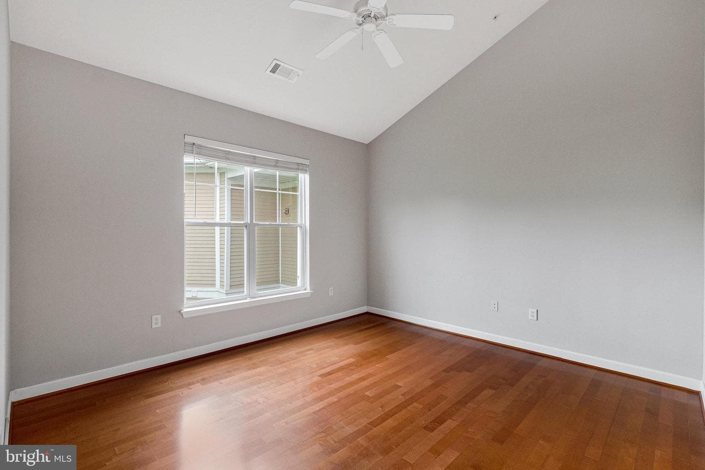 501 Hungerford Drive #450 photo 26