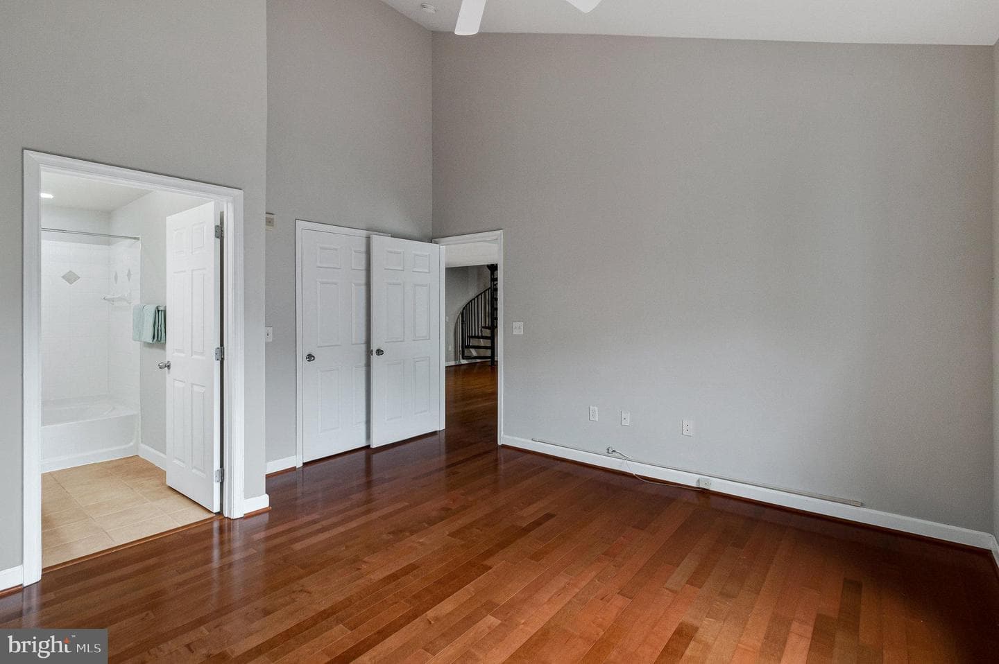 501 Hungerford Drive #450 photo 31