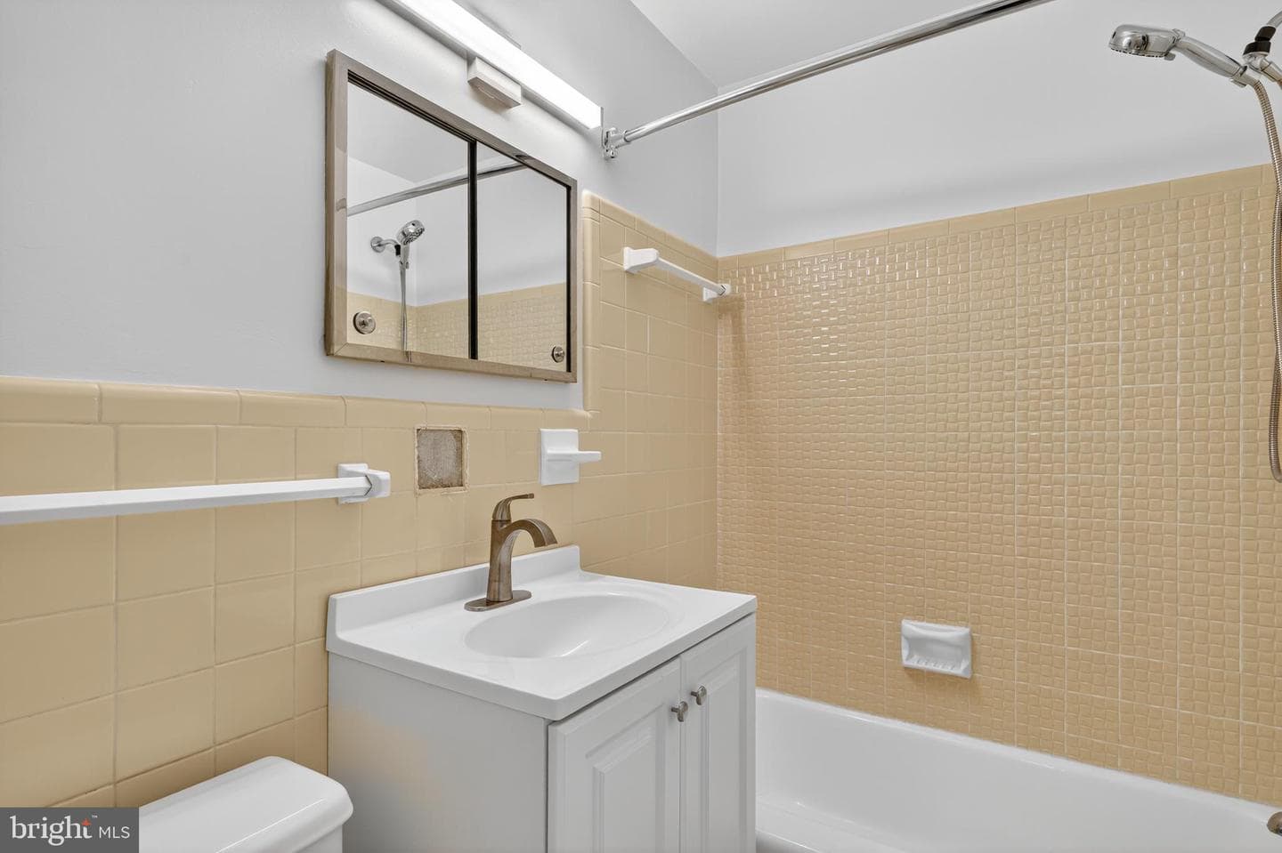 10201 Grosvenor Place #1518 photo 15