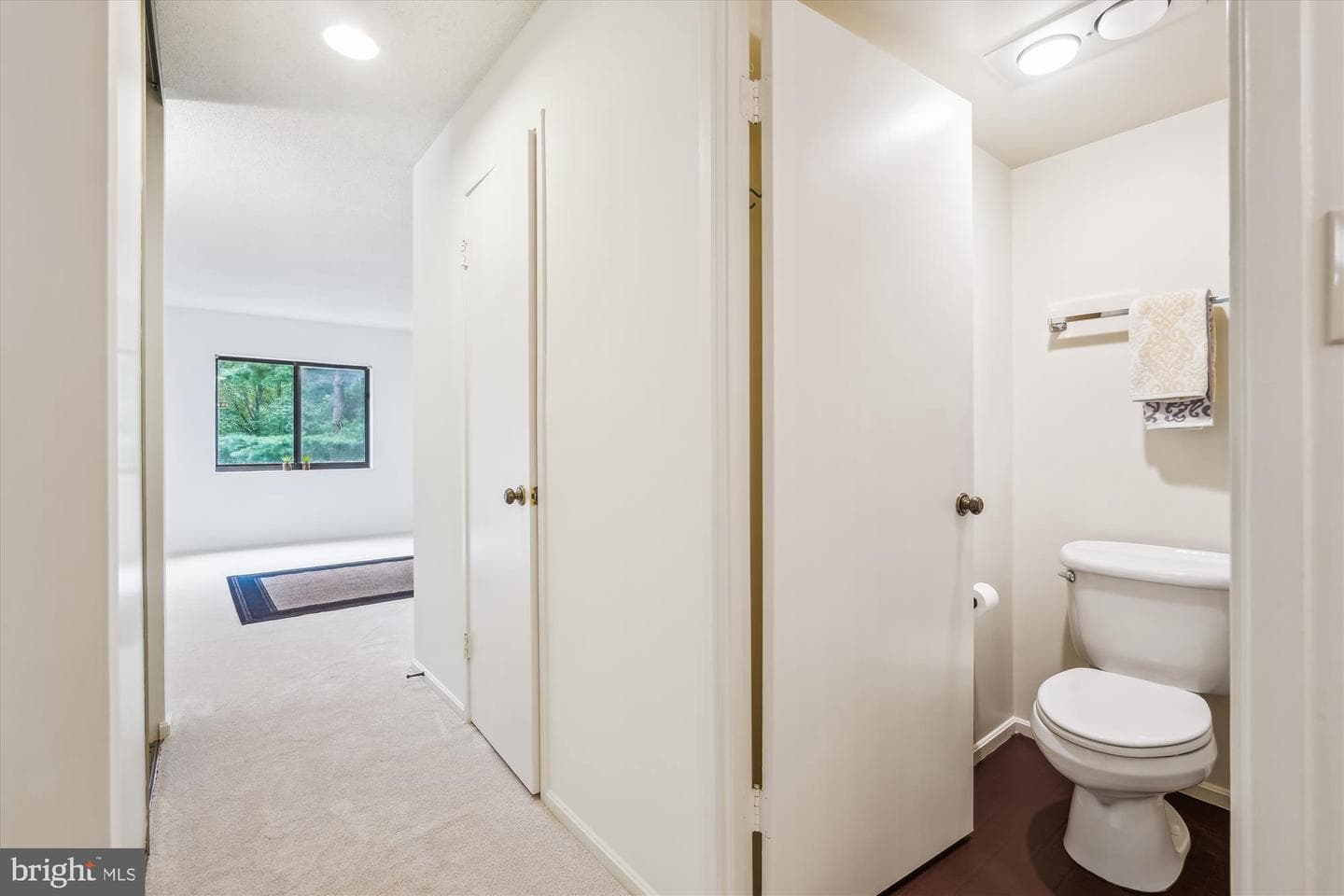 15107 Interlachen Drive #2-220 photo 22
