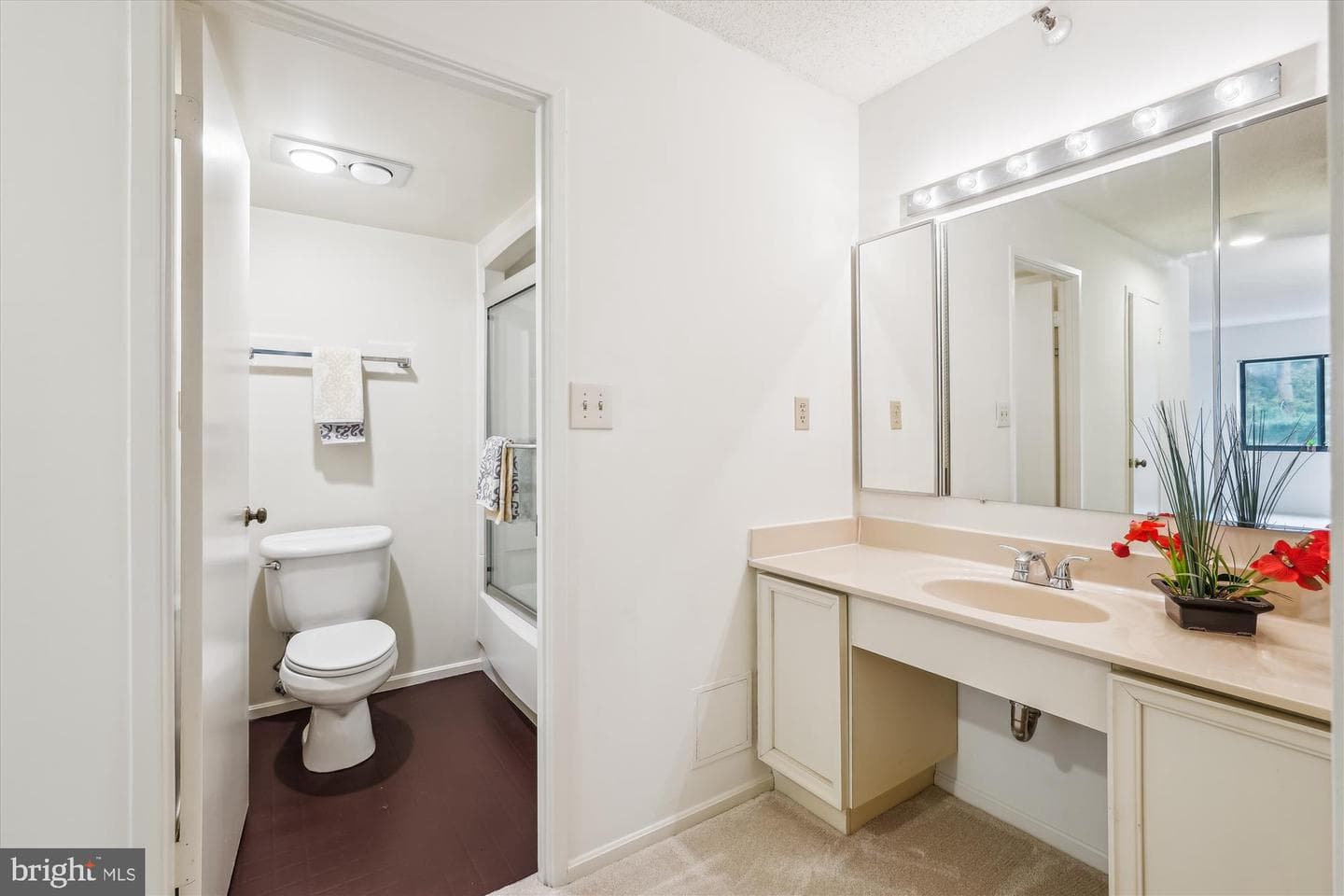 15107 Interlachen Drive #2-220 photo 27