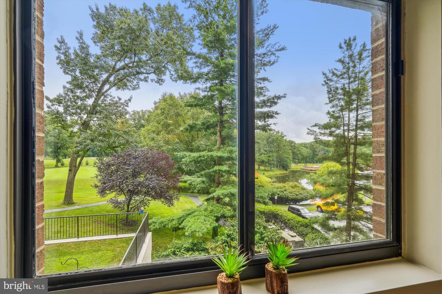 15107 Interlachen Drive #2-220 photo 29