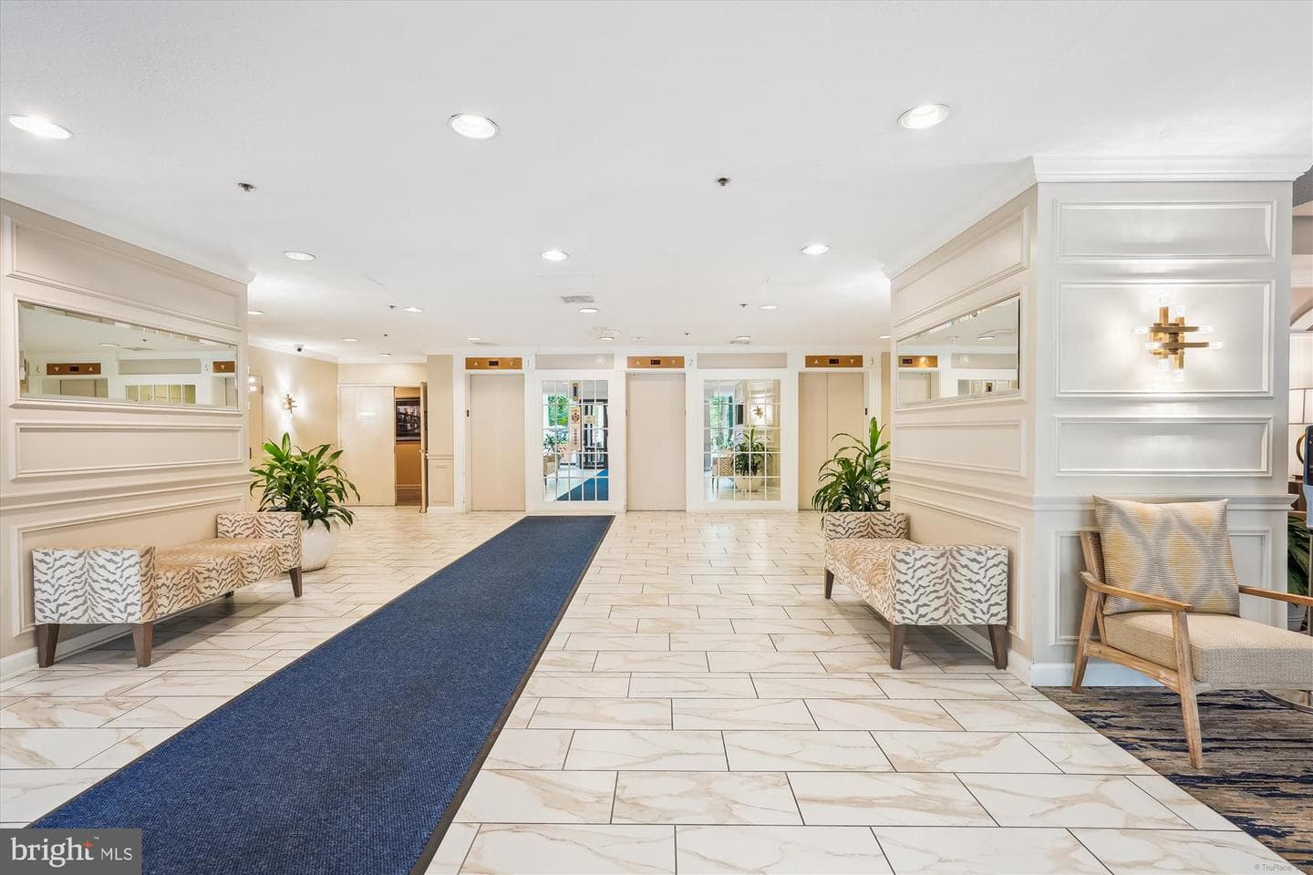 15107 Interlachen Drive #2-220 photo 38