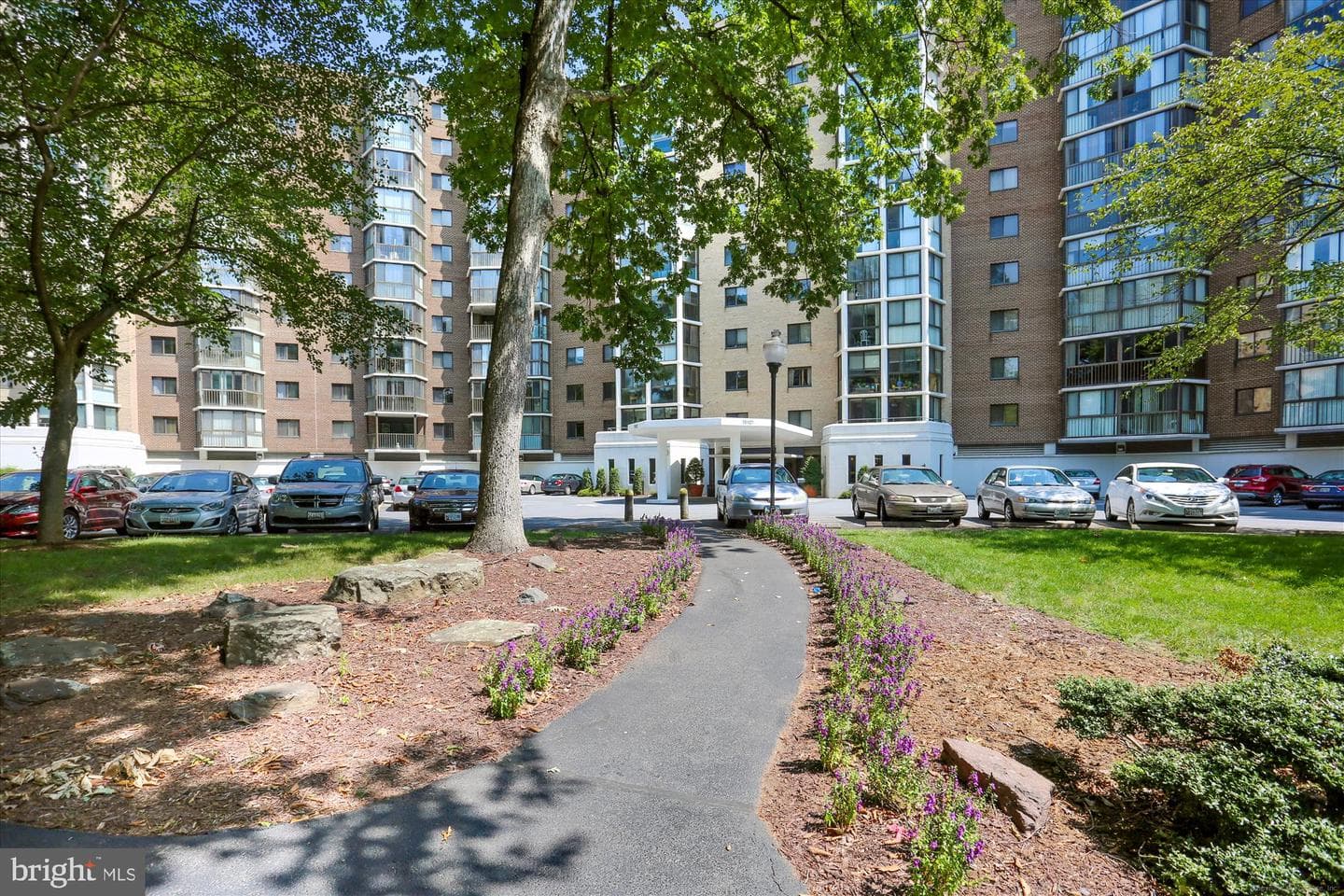 15107 Interlachen Drive #2-220 photo 45