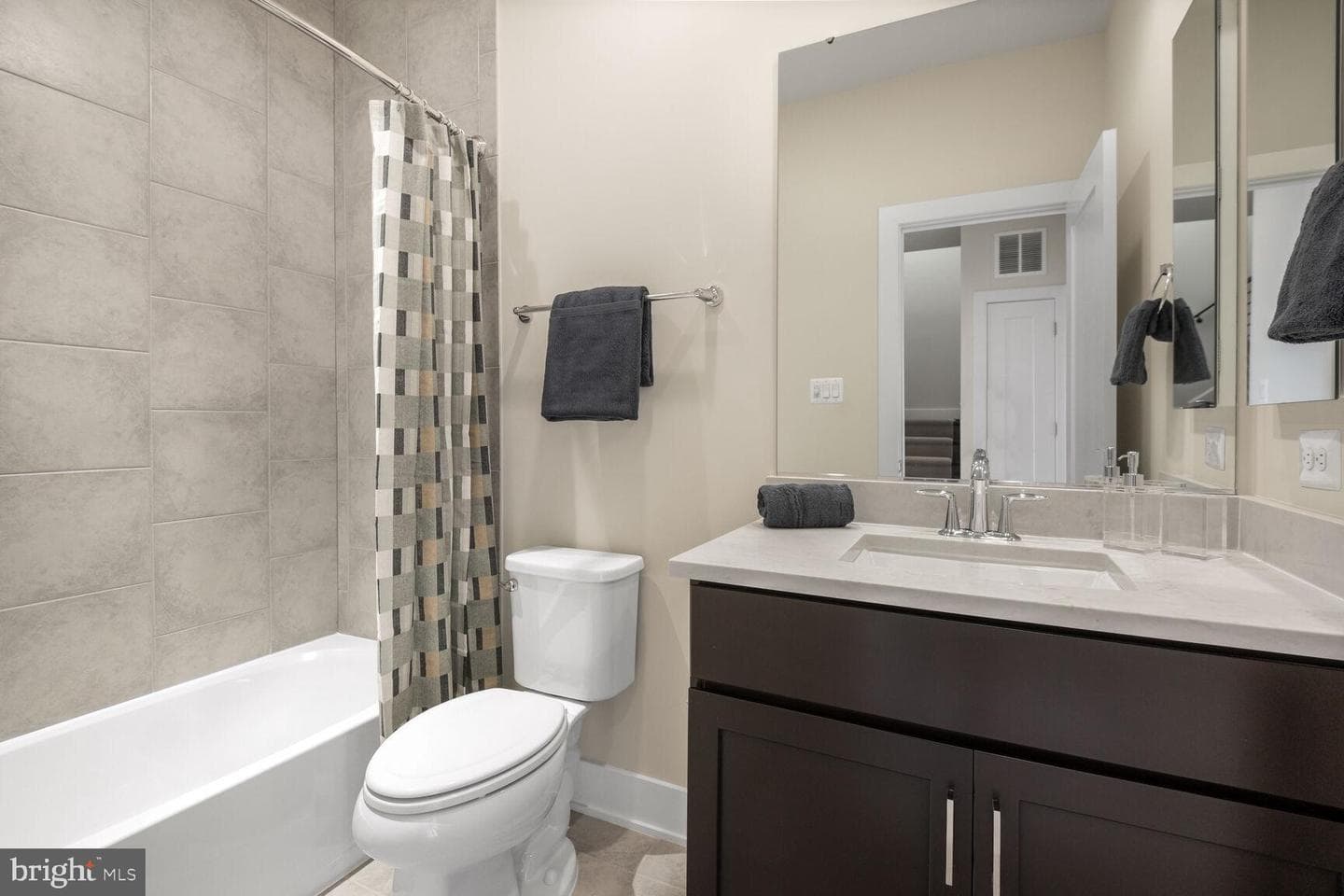10374 Jacobsen Street photo 23