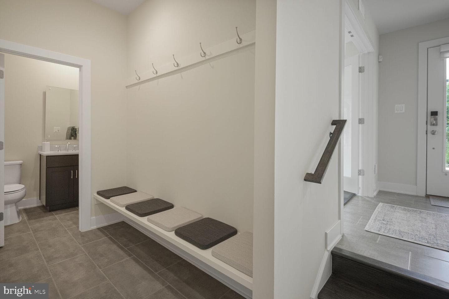10374 Jacobsen Street photo 6