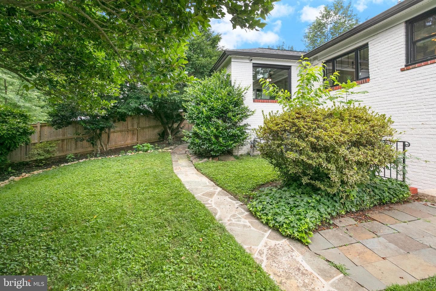5 Spring Hill Court photo 45