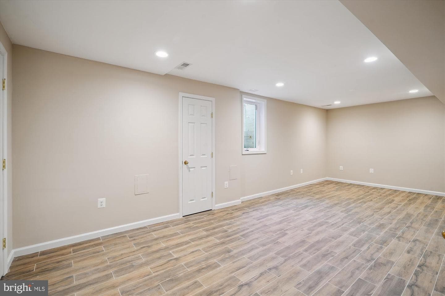 513 Jaystone Place photo 32