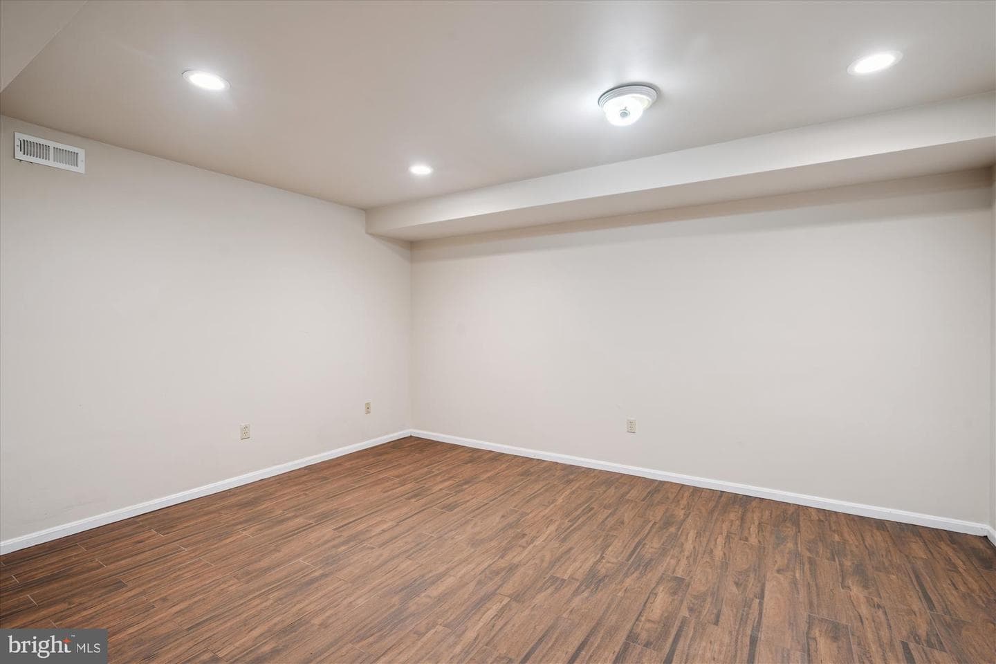 513 Jaystone Place photo 34