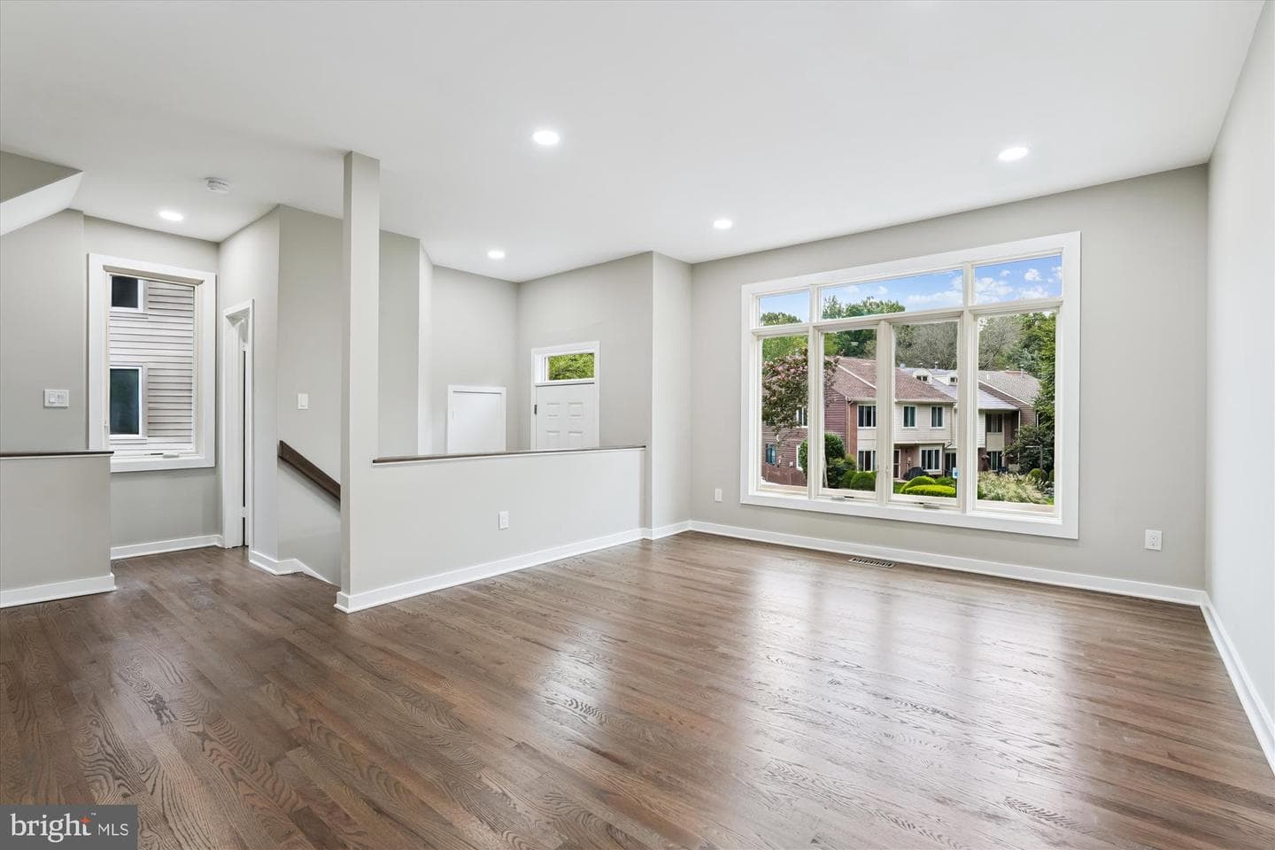10901 Whiterim Drive photo 4