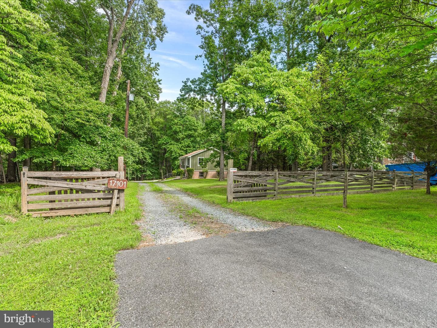 17101 Overhill Road photo 4