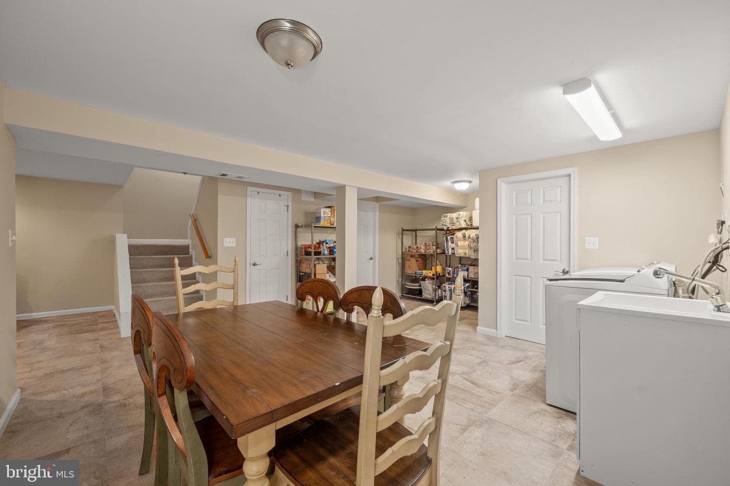 10565 Cambridge Court photo 27