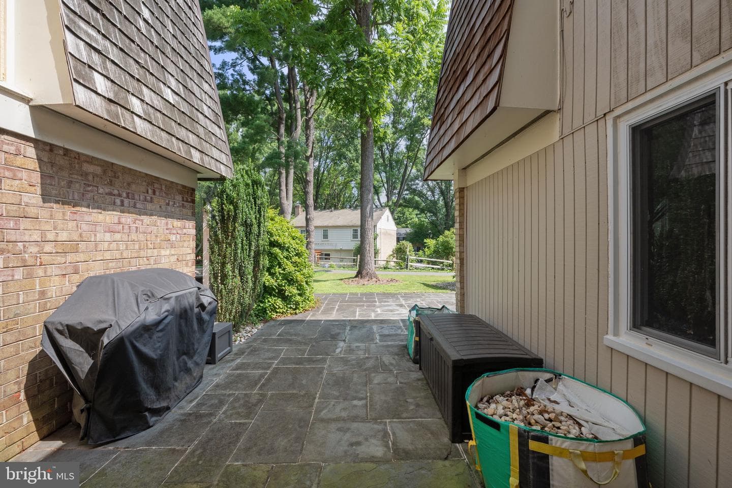 10565 Cambridge Court photo 29