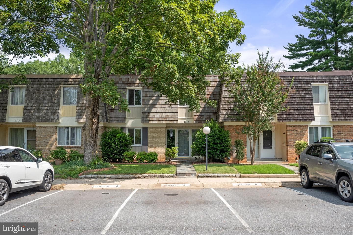 10565 Cambridge Court photo 3