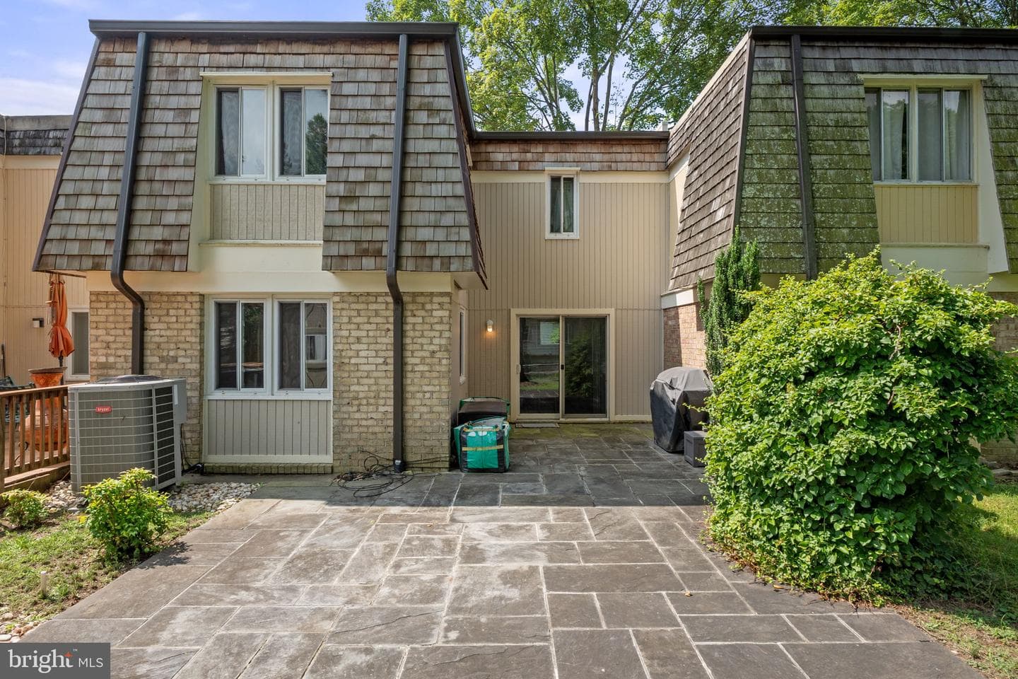 10565 Cambridge Court photo 31