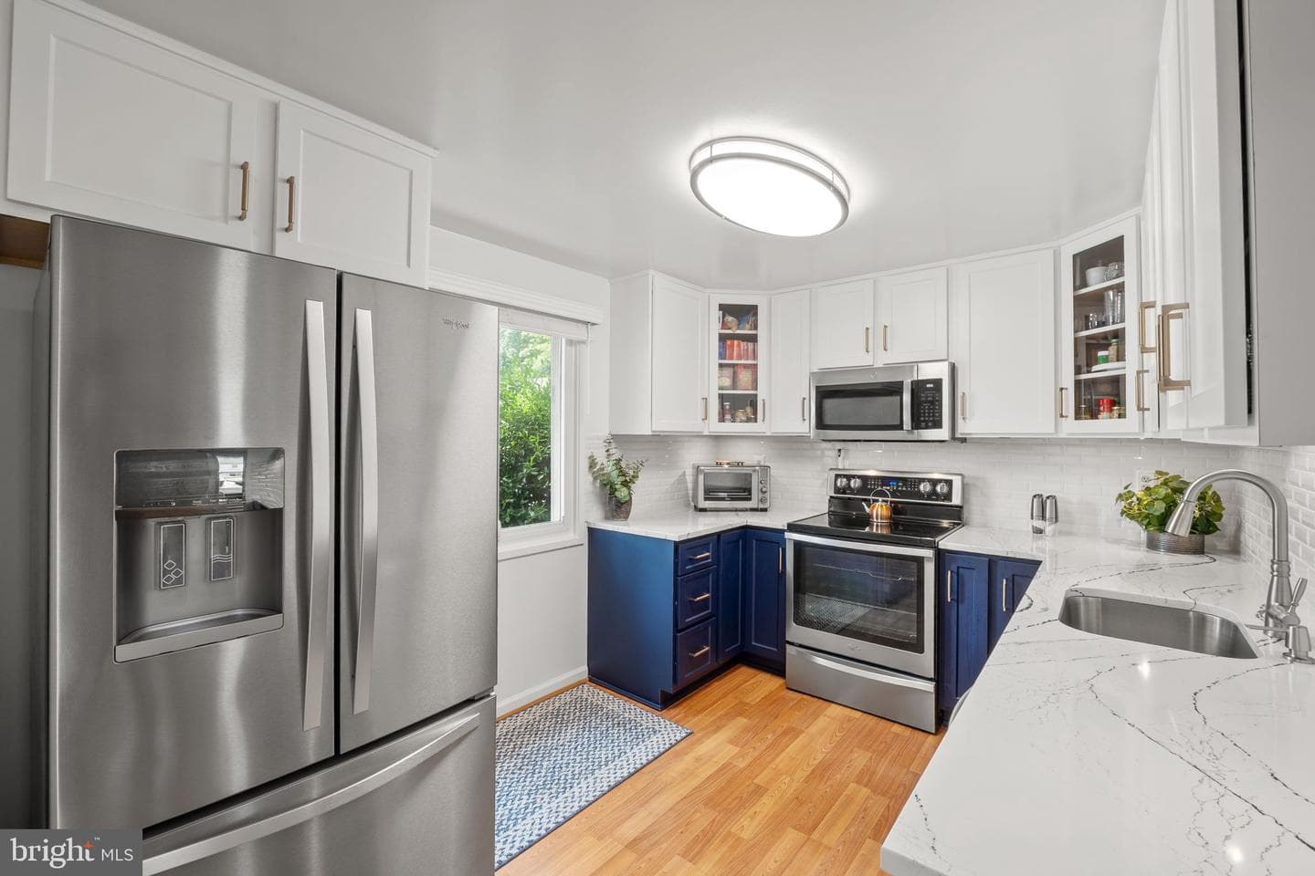 10565 Cambridge Court photo 6