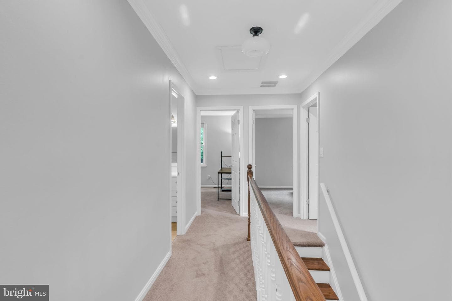 2 Goodport Court photo 35