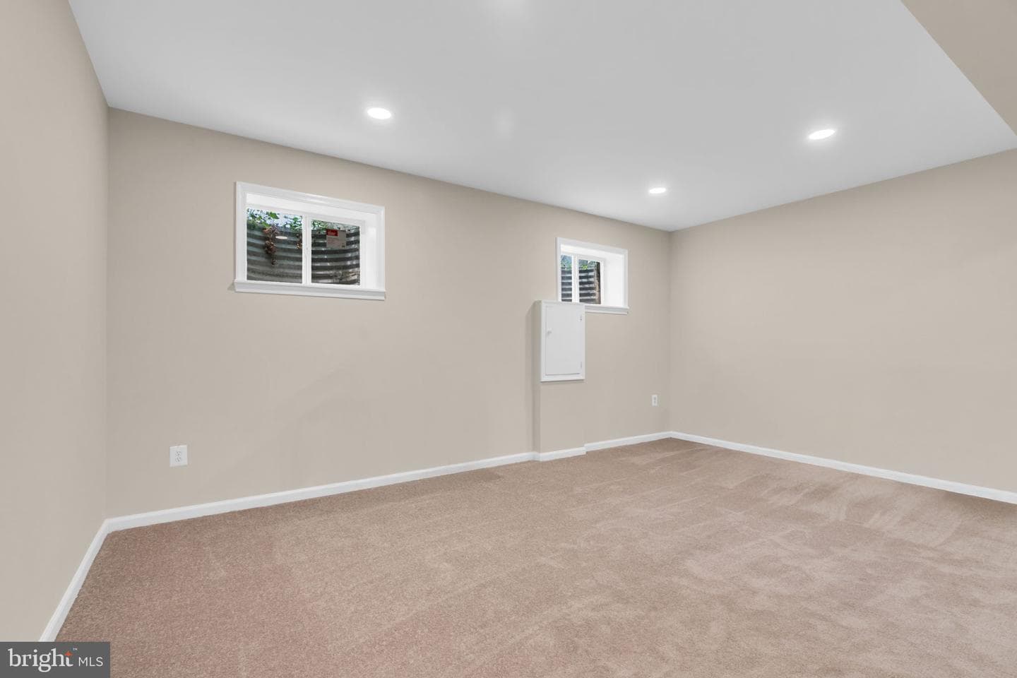 2 Goodport Court photo 37