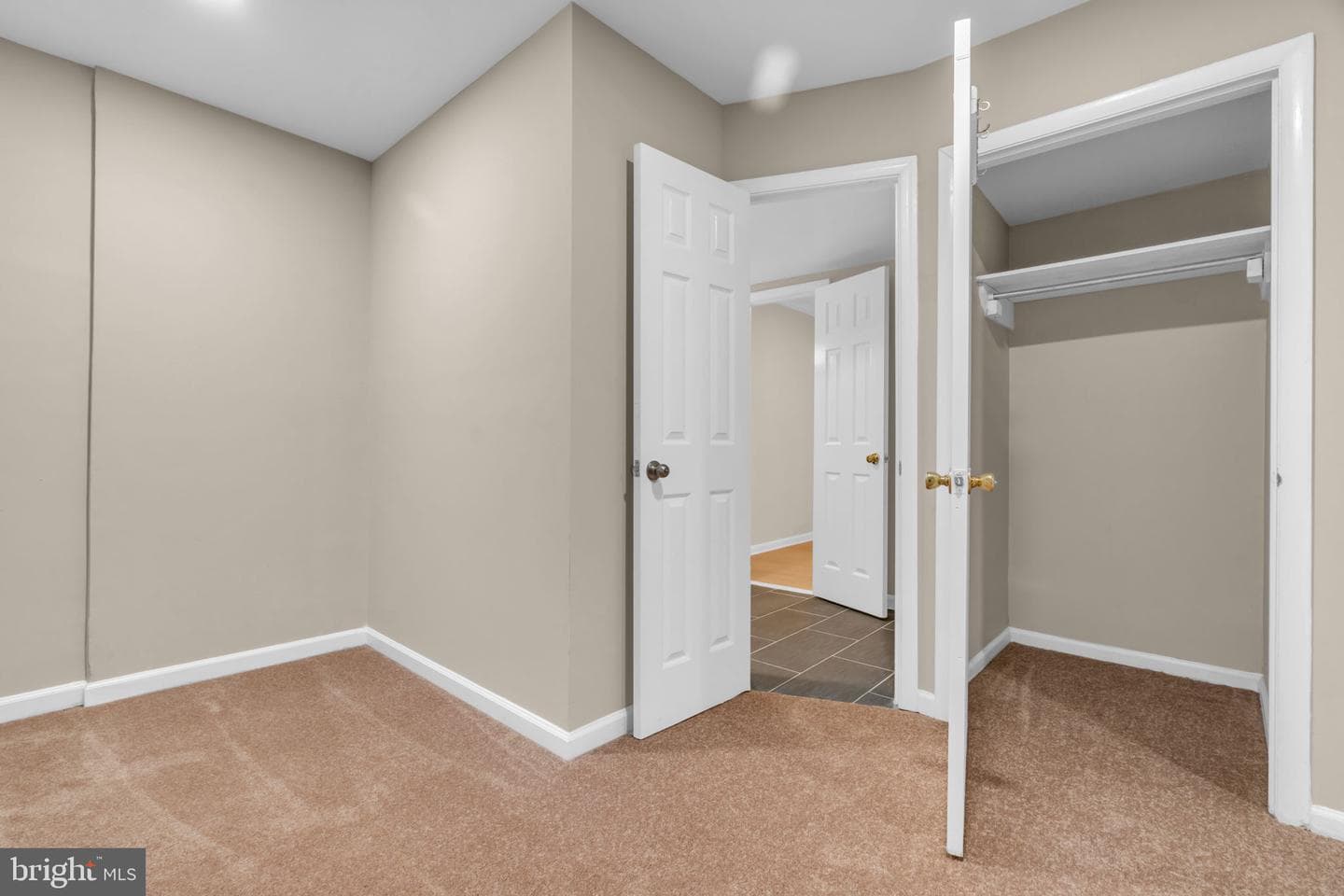 2 Goodport Court photo 45
