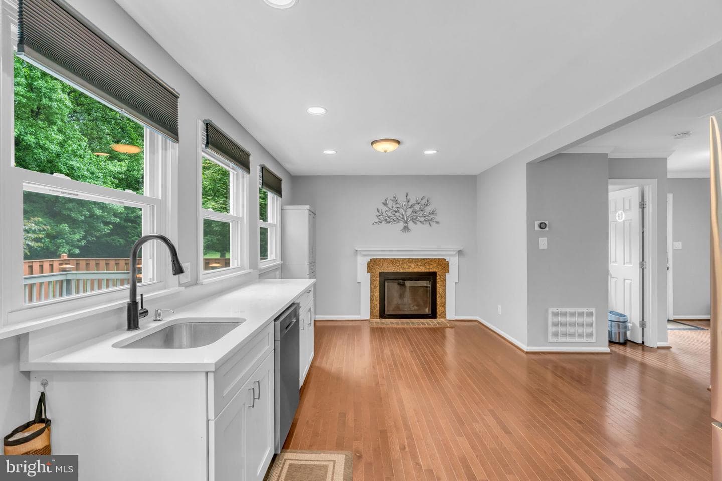 2 Goodport Court photo 7