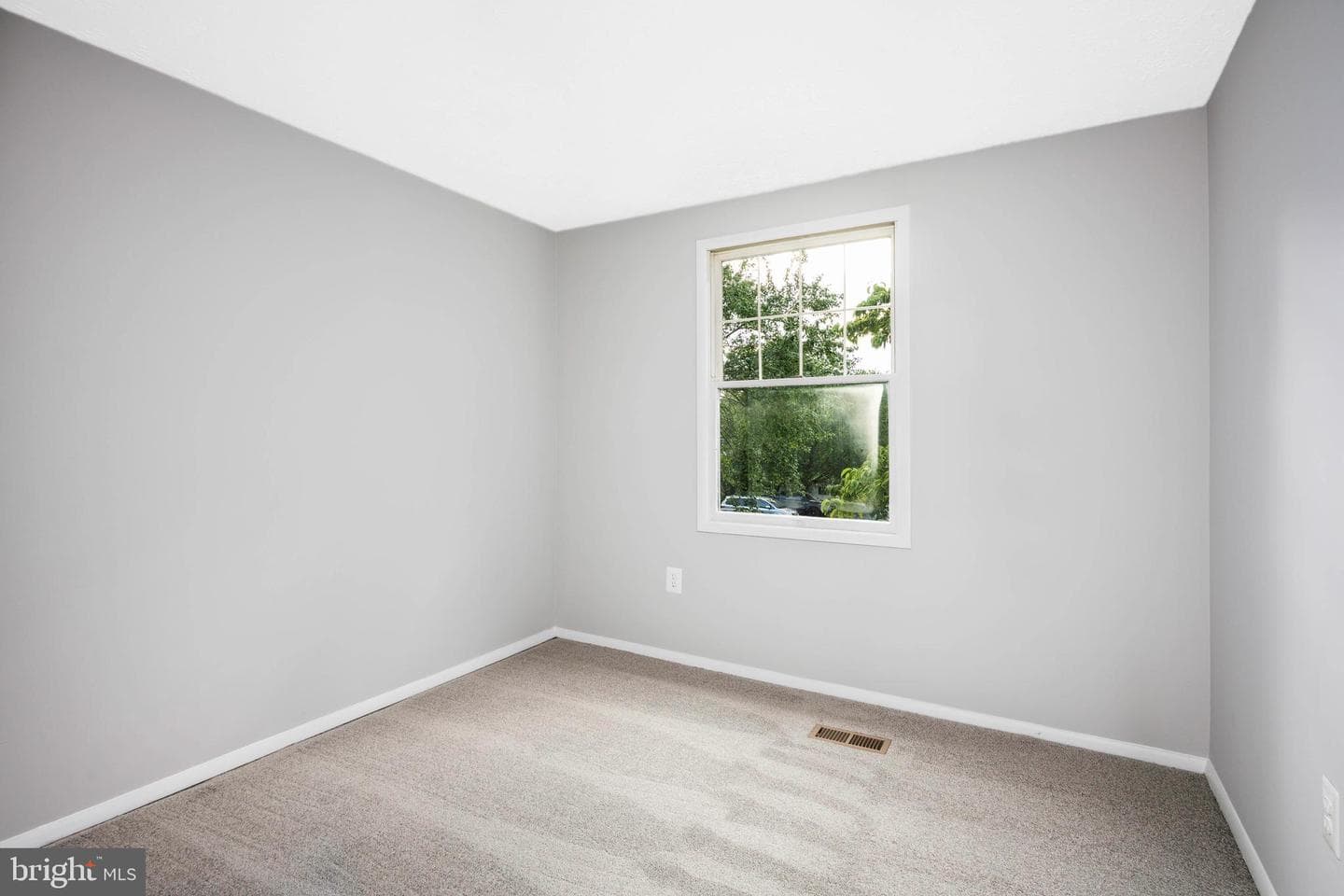 8845 Cross Country Place photo 15