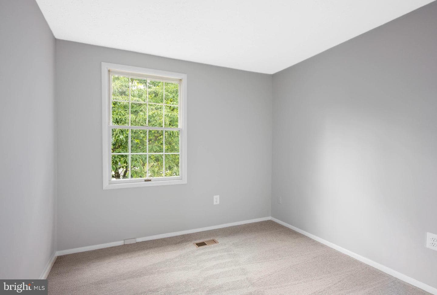 8845 Cross Country Place photo 17