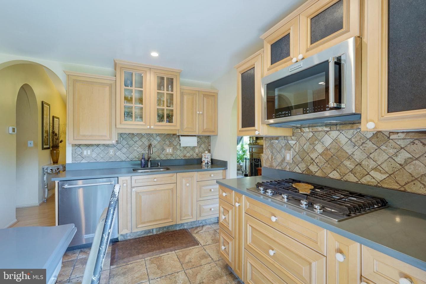 10408 Mercado Way photo 17