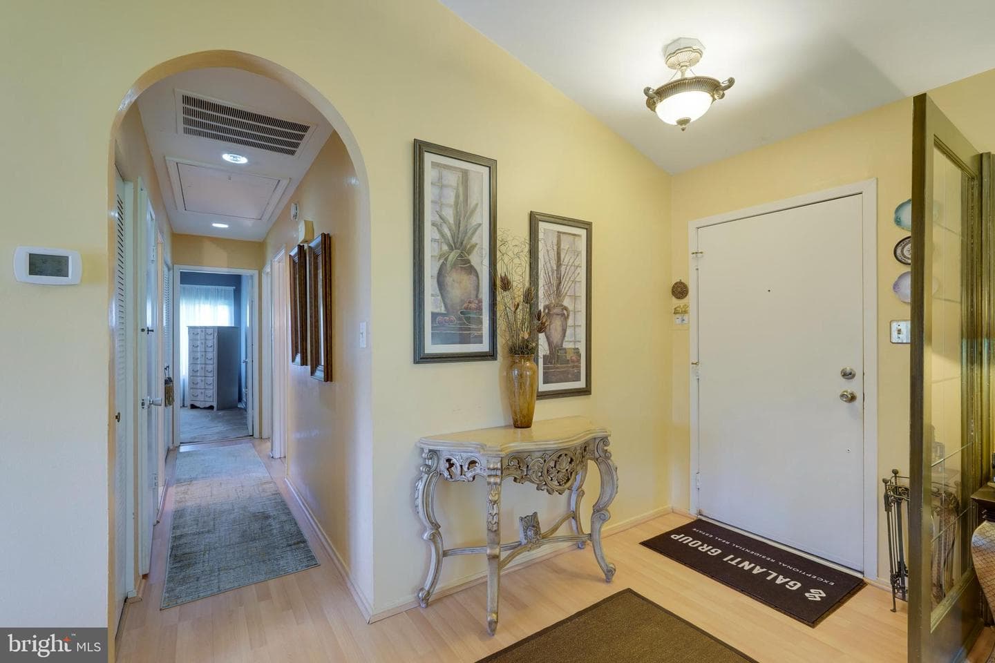 10408 Mercado Way photo 5