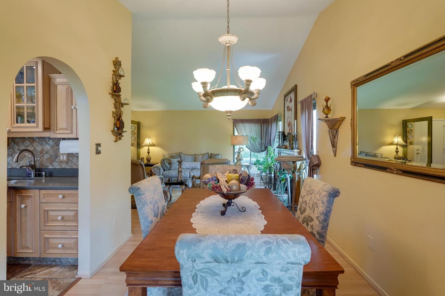 10408 Mercado Way photo 7