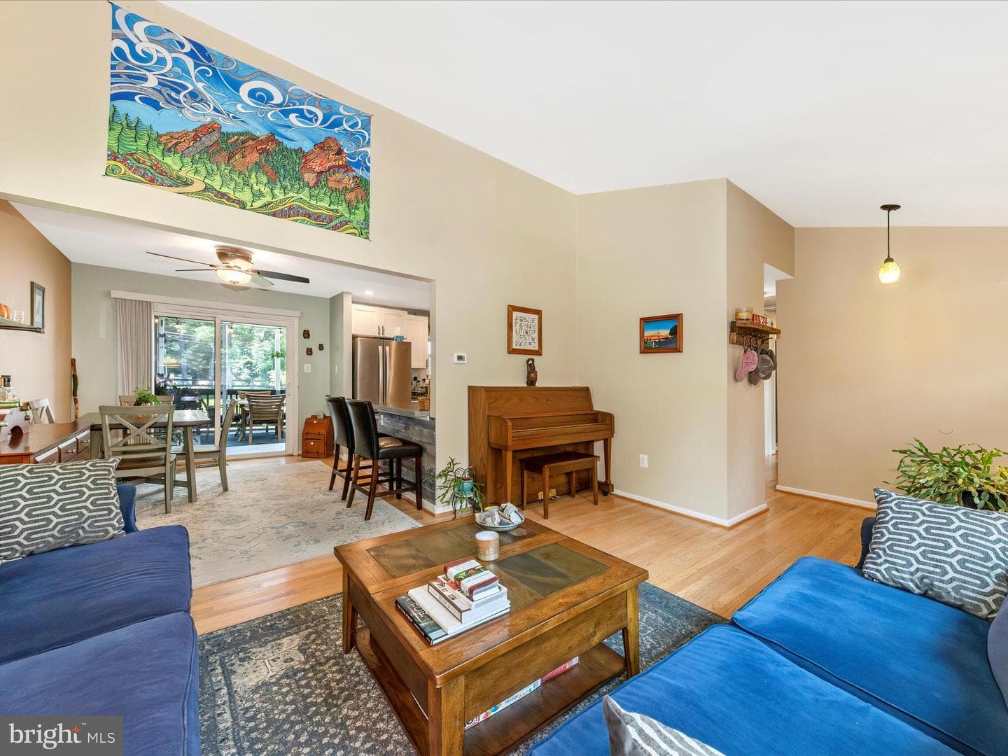 28 Pavilion Drive photo 8