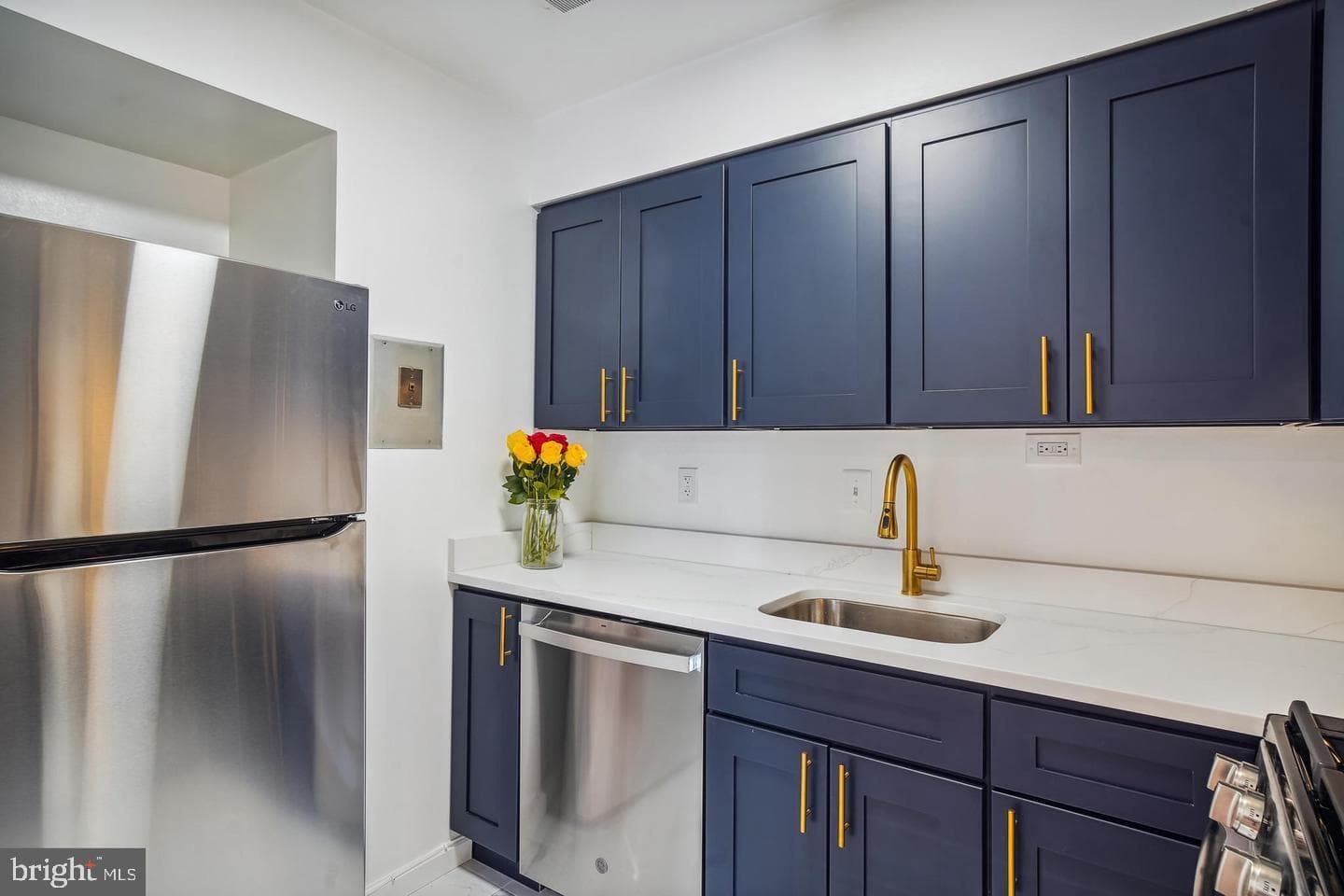 2101 Walsh View Terrace #17-103 photo 12