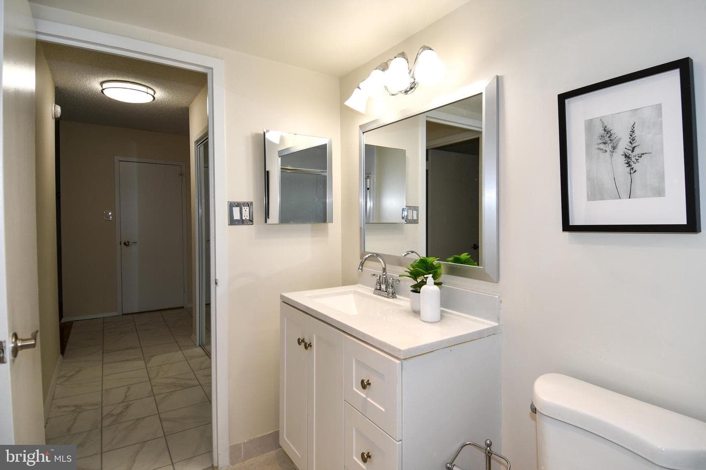 5225 Pooks Hill Road #222n photo 20