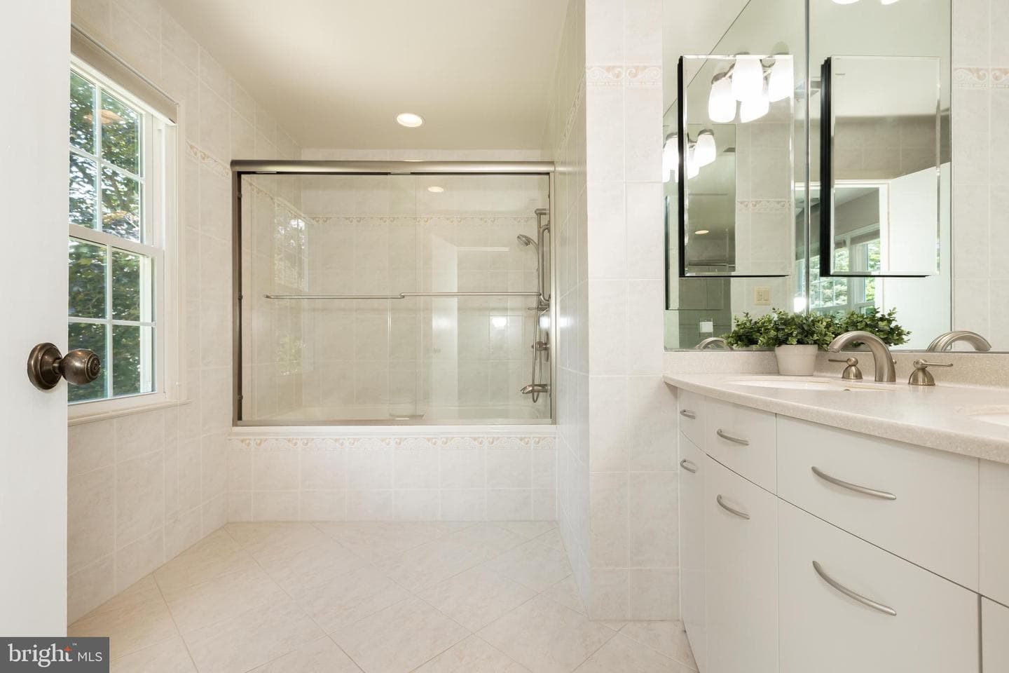 11217 Hawhill End photo 11