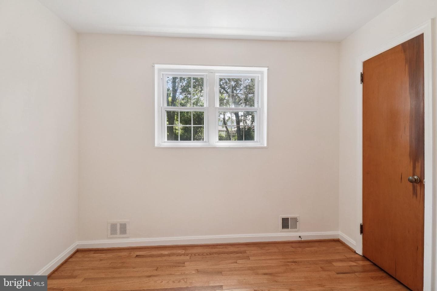 10215 Haywood Drive photo 21