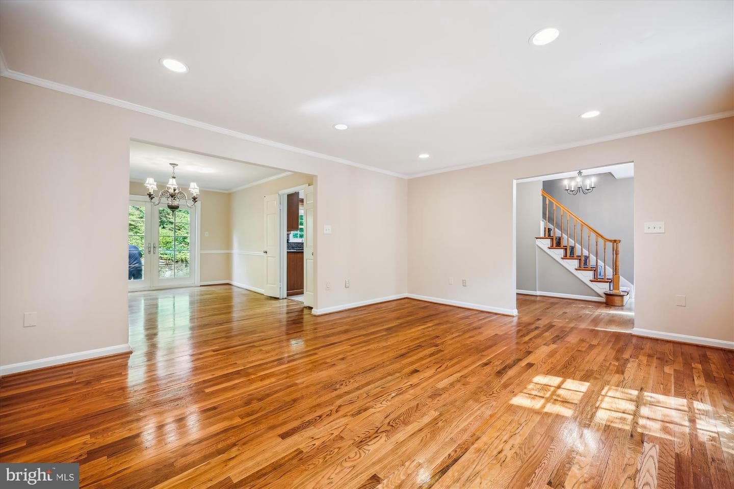 9127 Friars Road photo 12