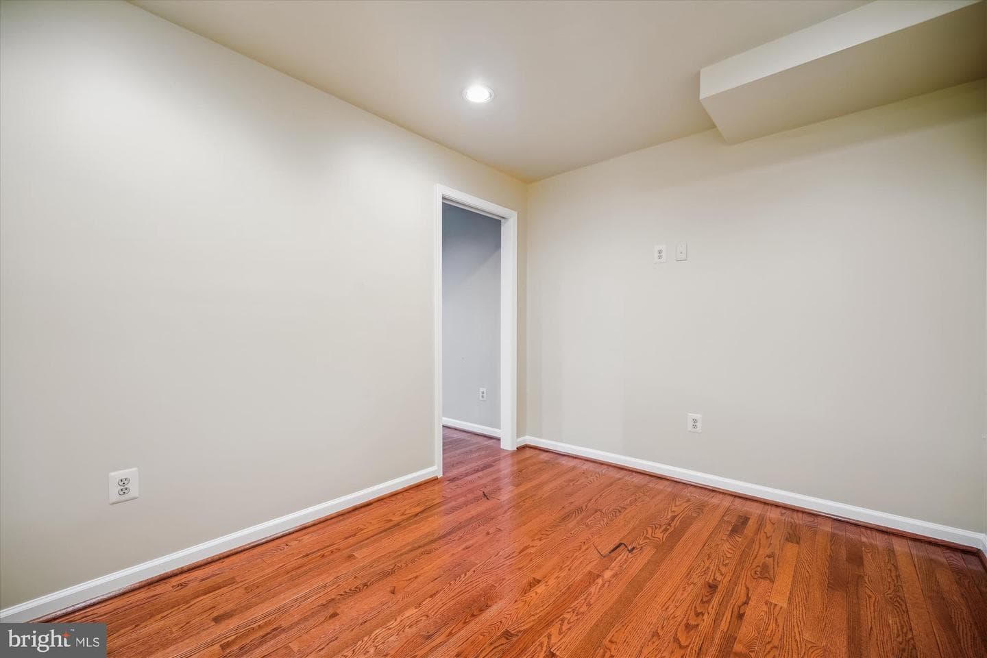 9127 Friars Road photo 22
