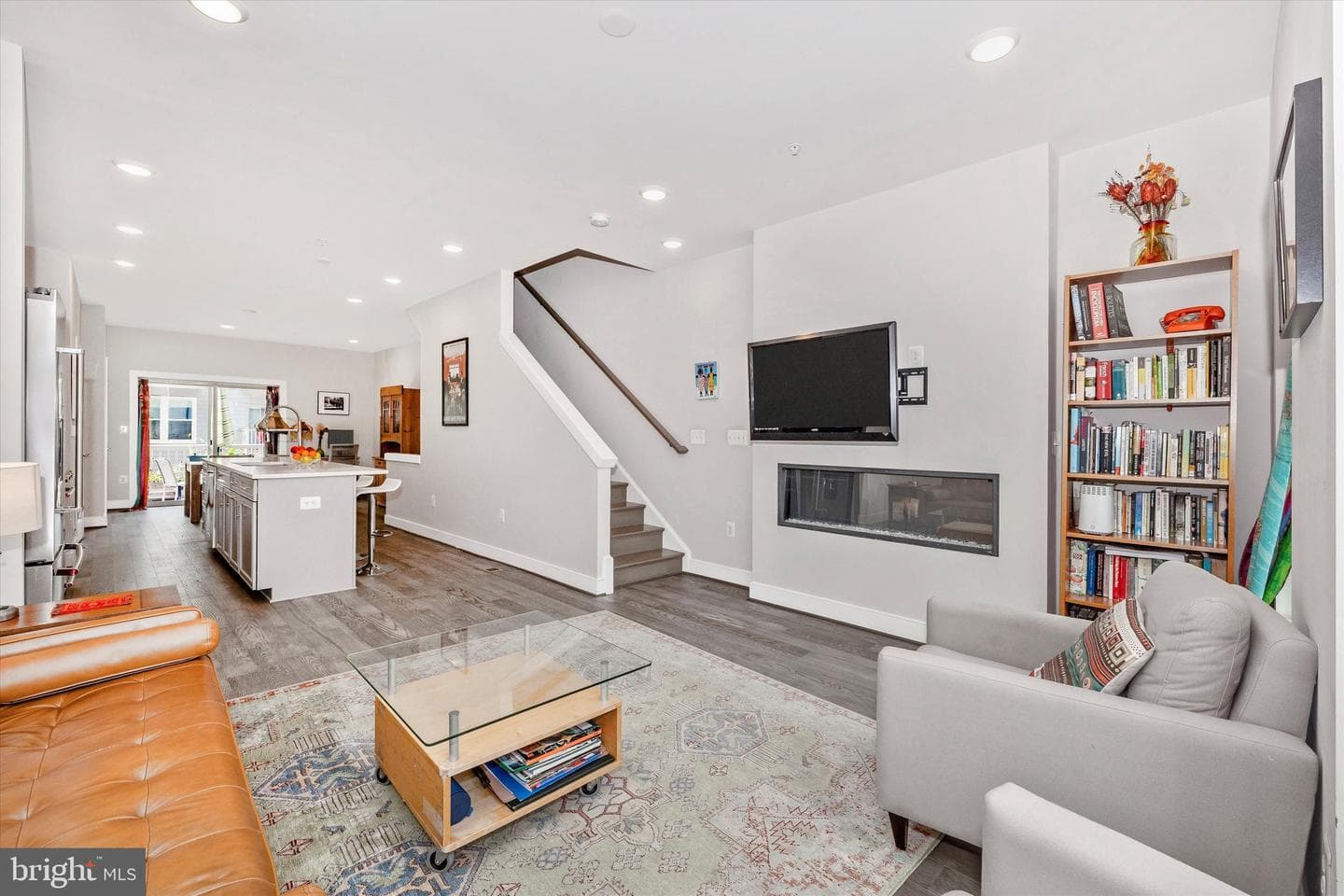 127 Dickenson Drive photo 19