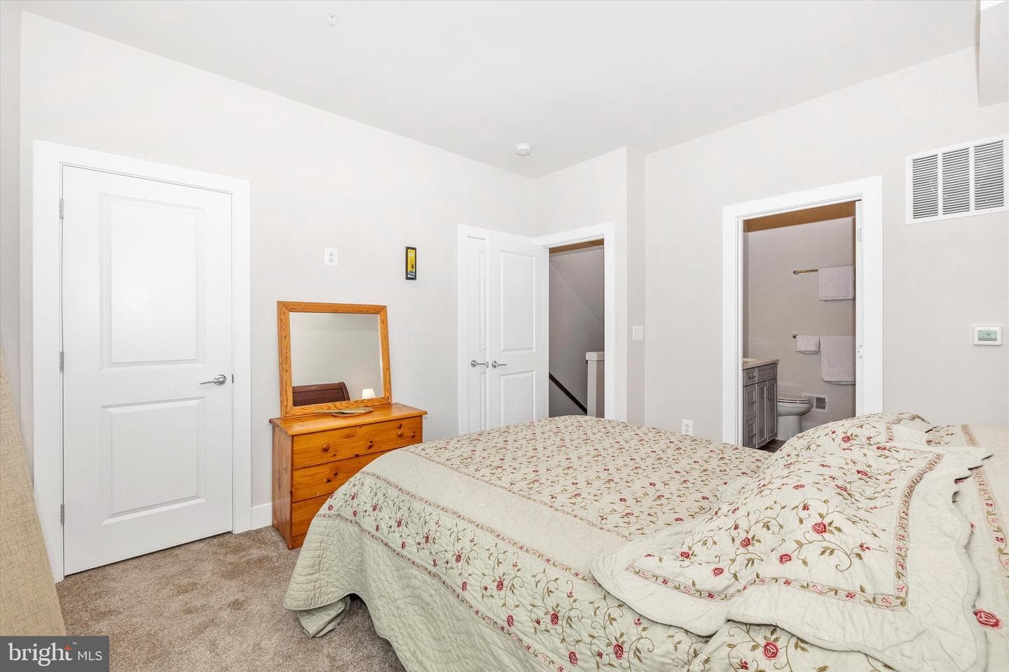 127 Dickenson Drive photo 26