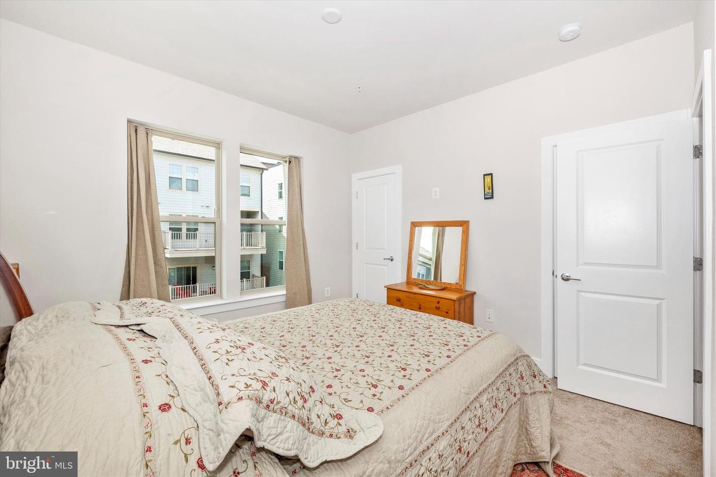 127 Dickenson Drive photo 27