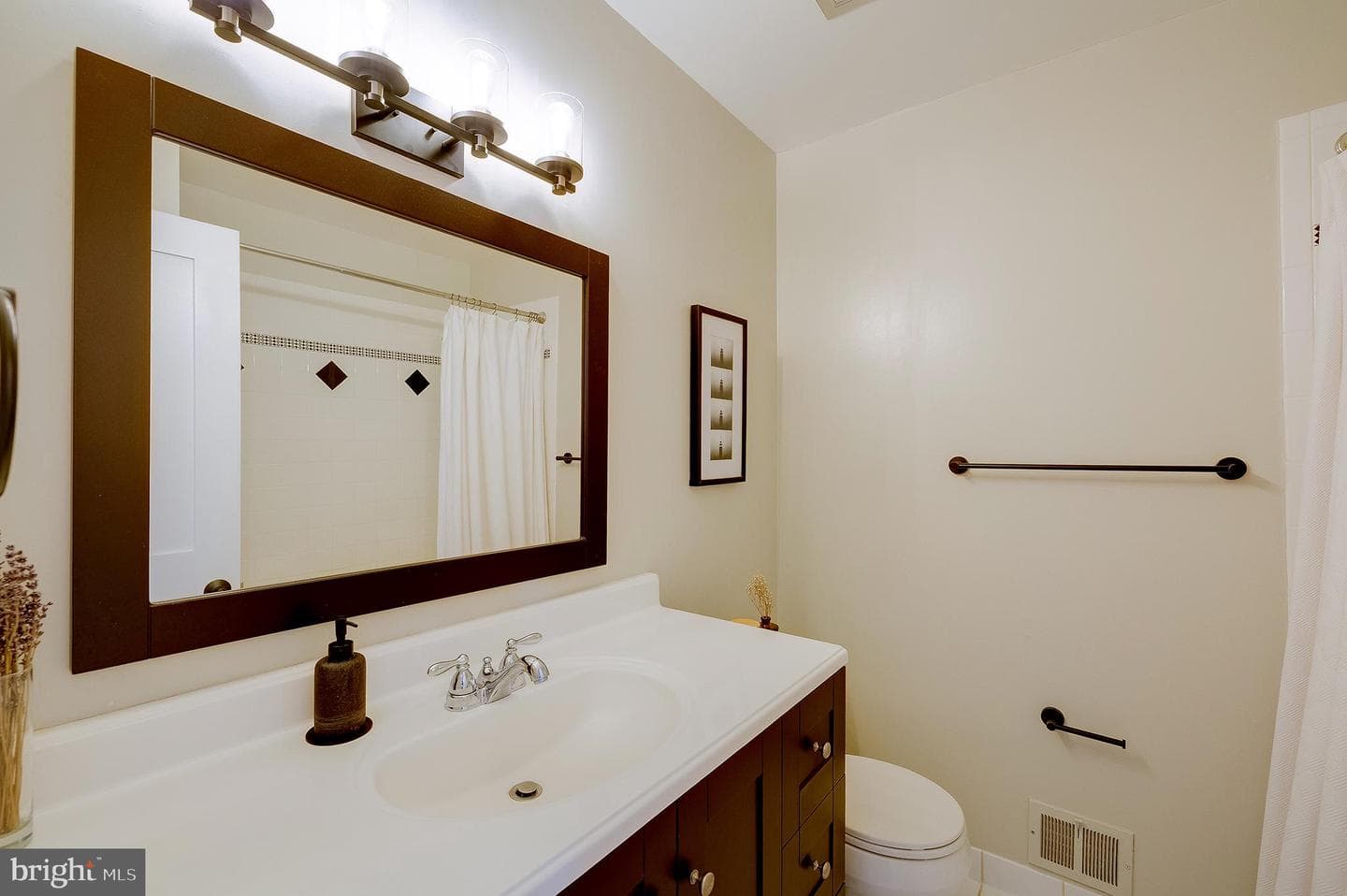 2190 Stratton Drive photo 14