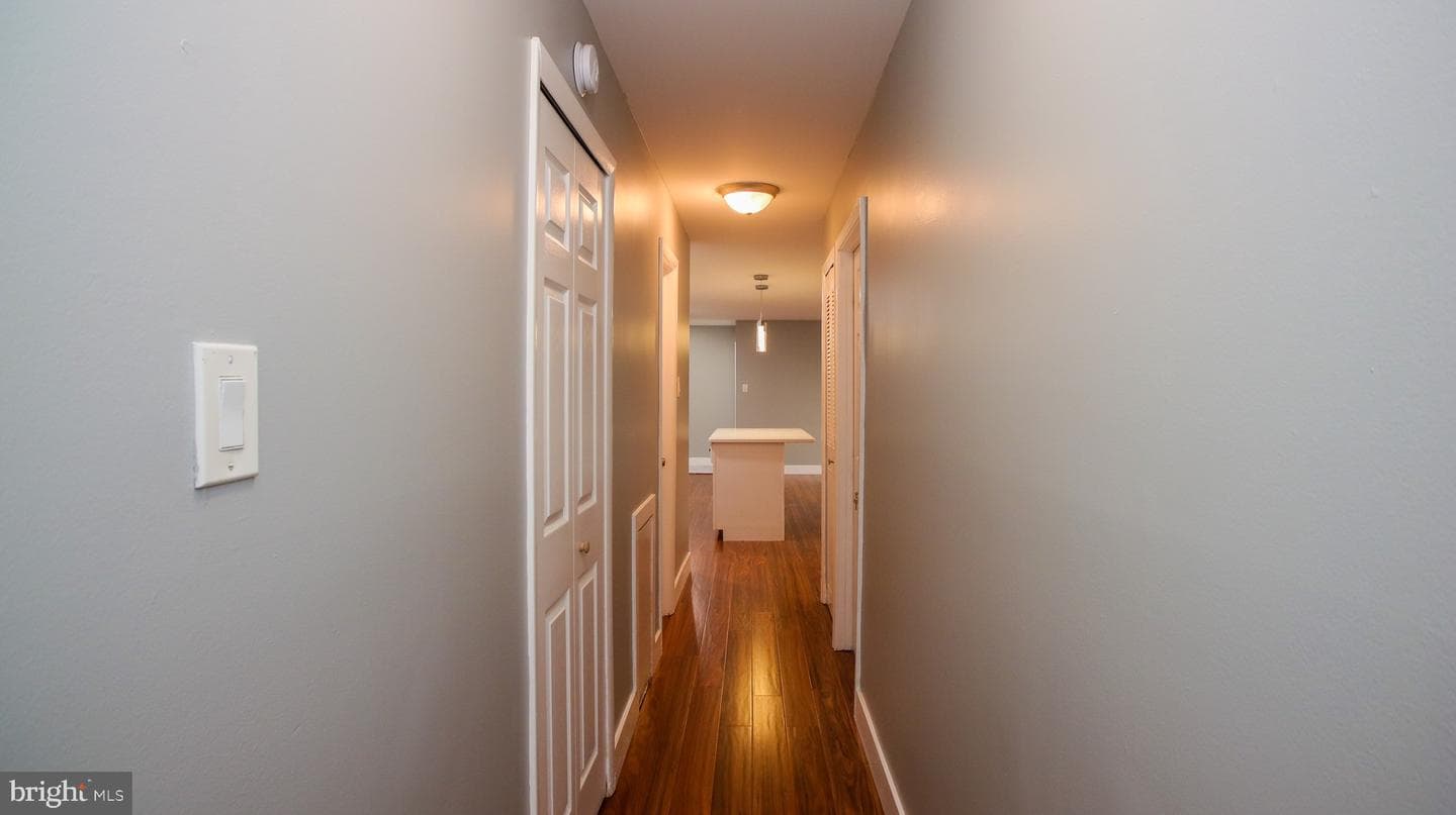 2305 Greenery Lane #t-3-3 photo 18