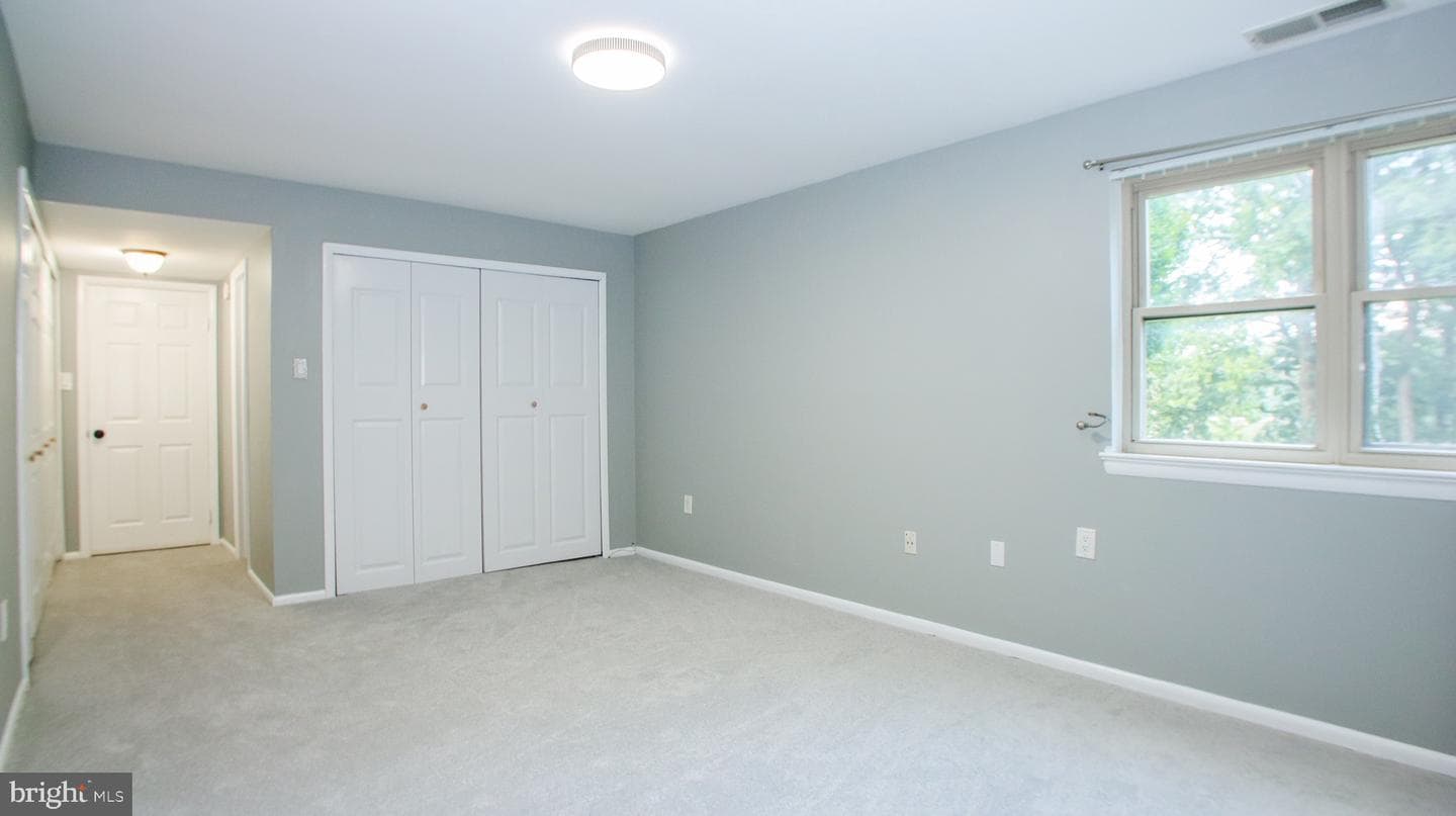 2305 Greenery Lane #t-3-3 photo 20