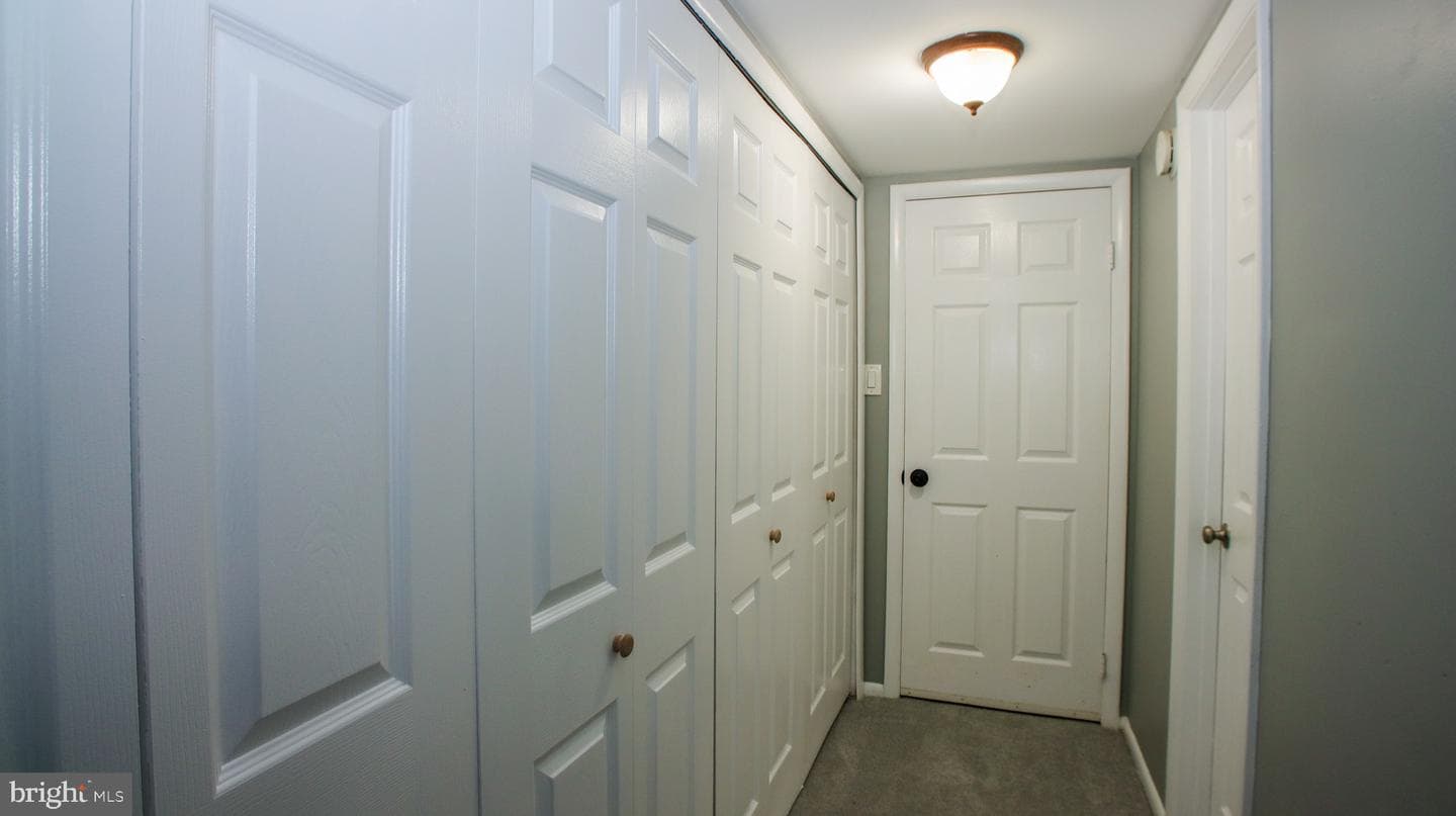 2305 Greenery Lane #t-3-3 photo 21