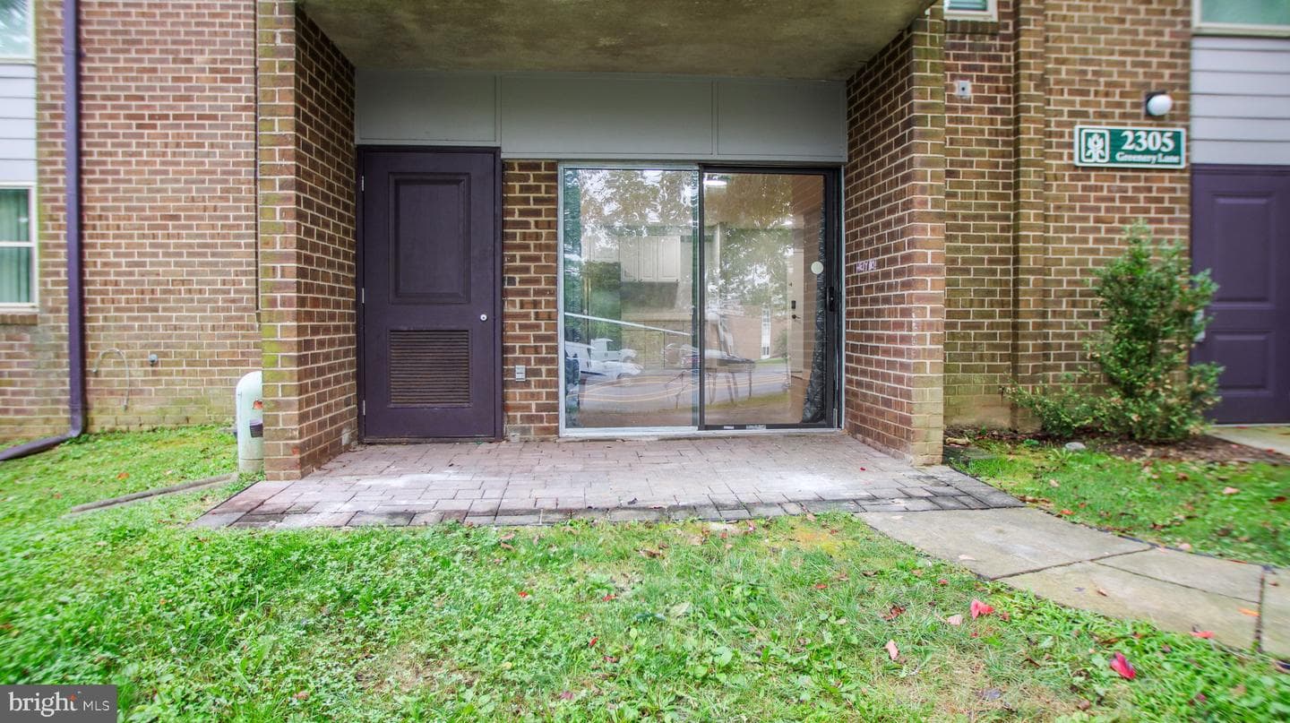2305 Greenery Lane #t-3-3 photo 23