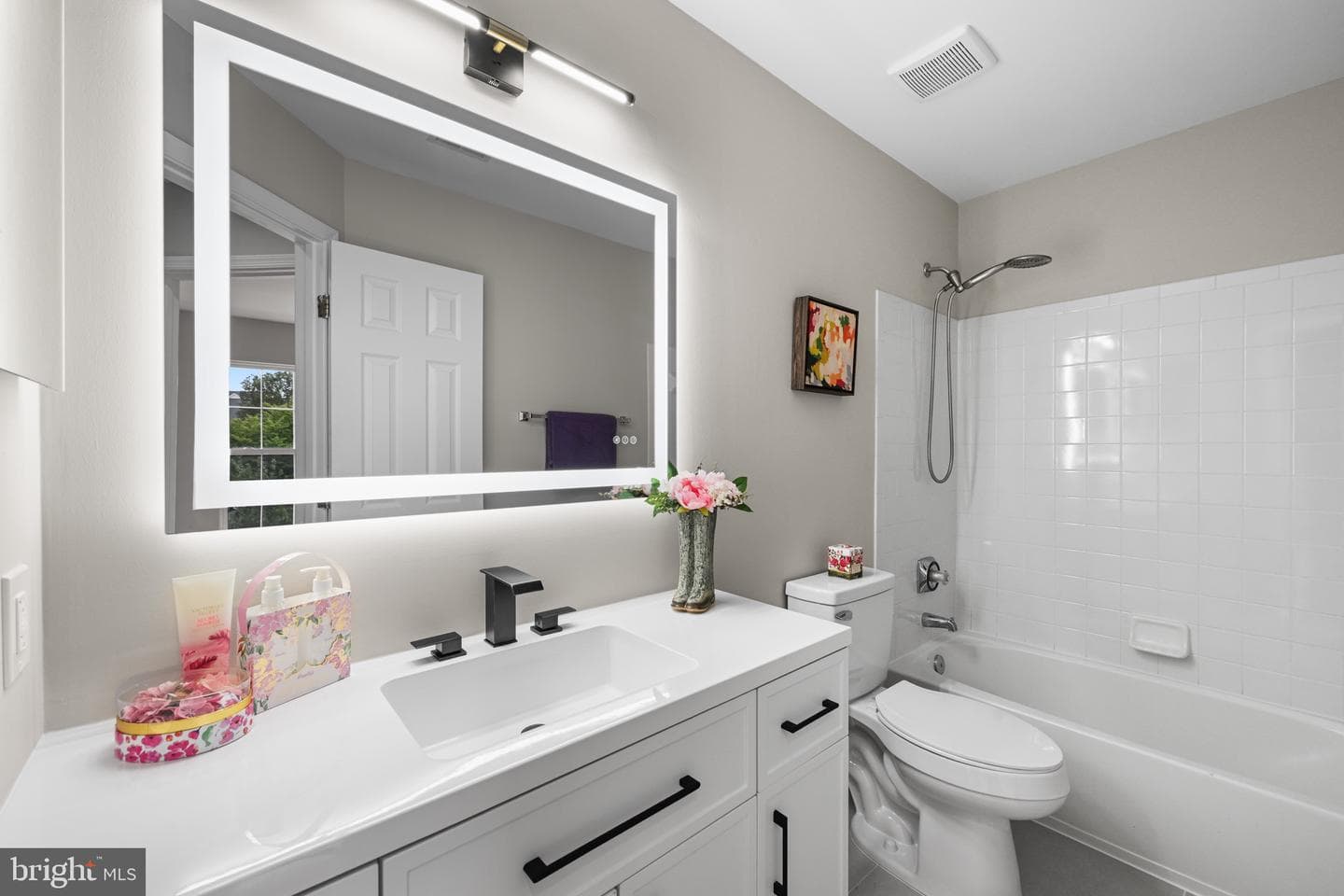 13725 Lambertina Place photo 31
