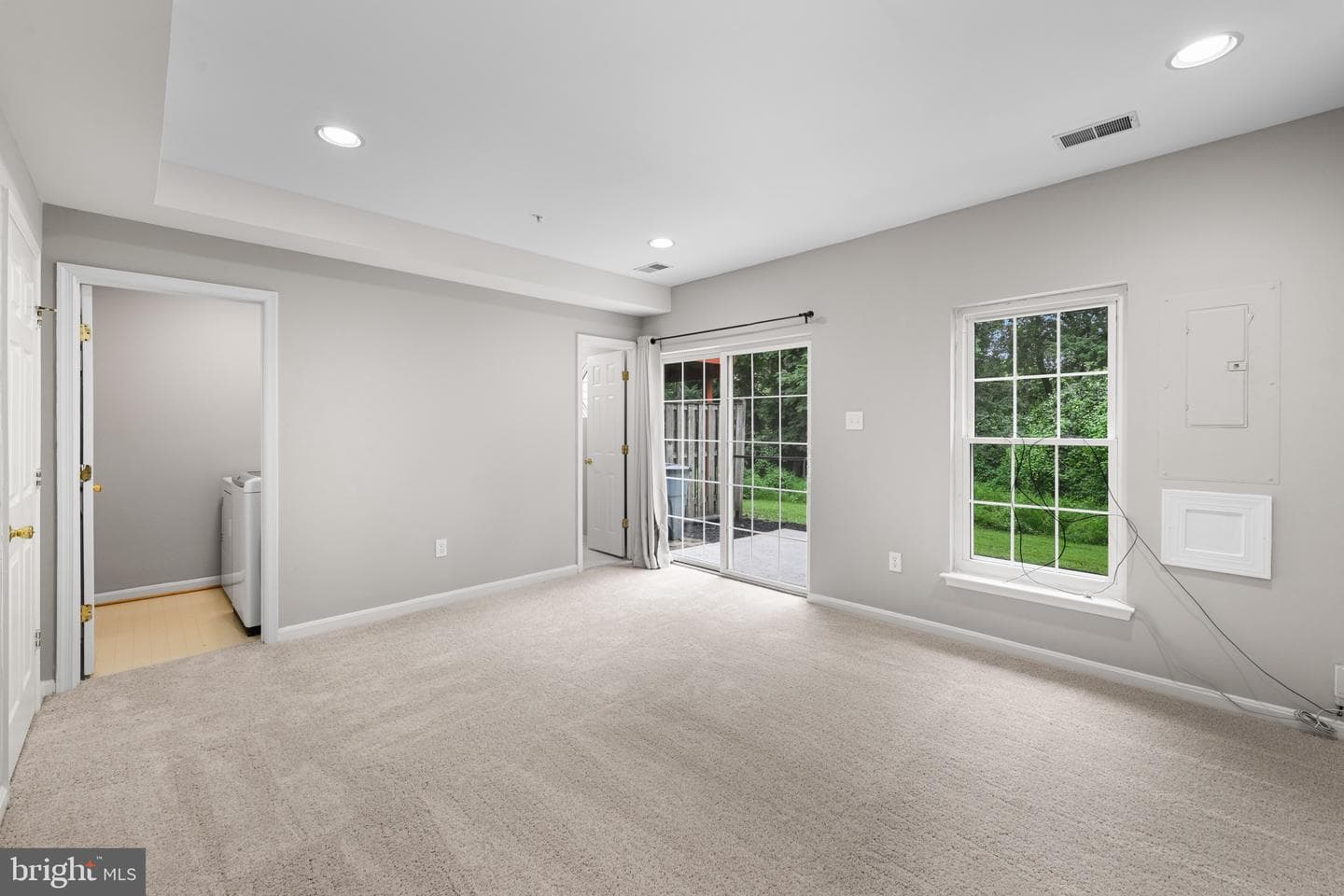 13725 Lambertina Place photo 34