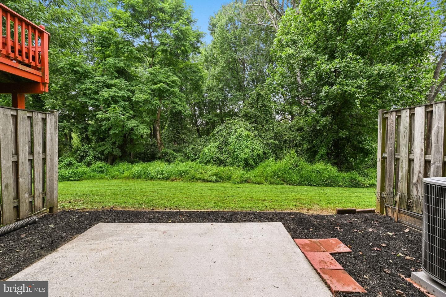 13725 Lambertina Place photo 4