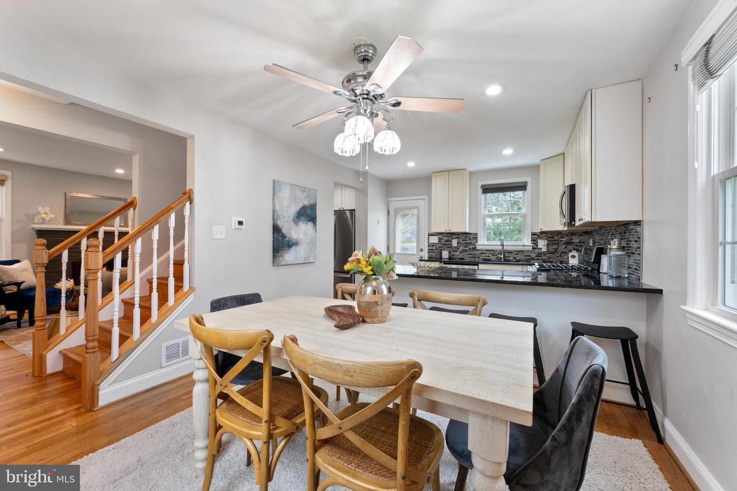 10004 Lorain Avenue photo 15